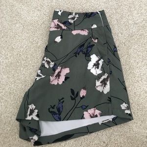 flower patterned boutique shorts
